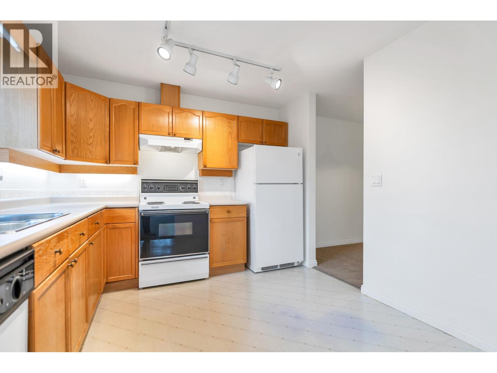 #210-9260 NO2 Road, Richmond