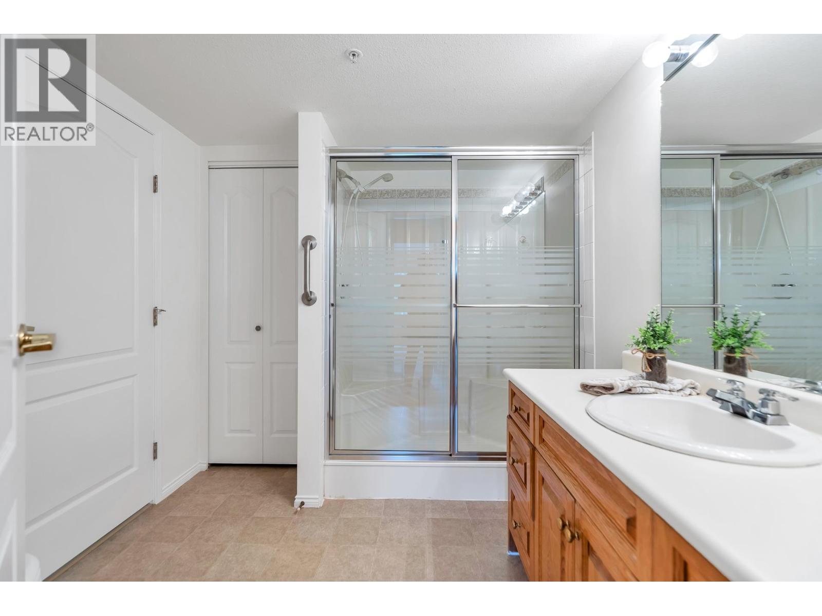 #210-9260 NO2 Road, Richmond