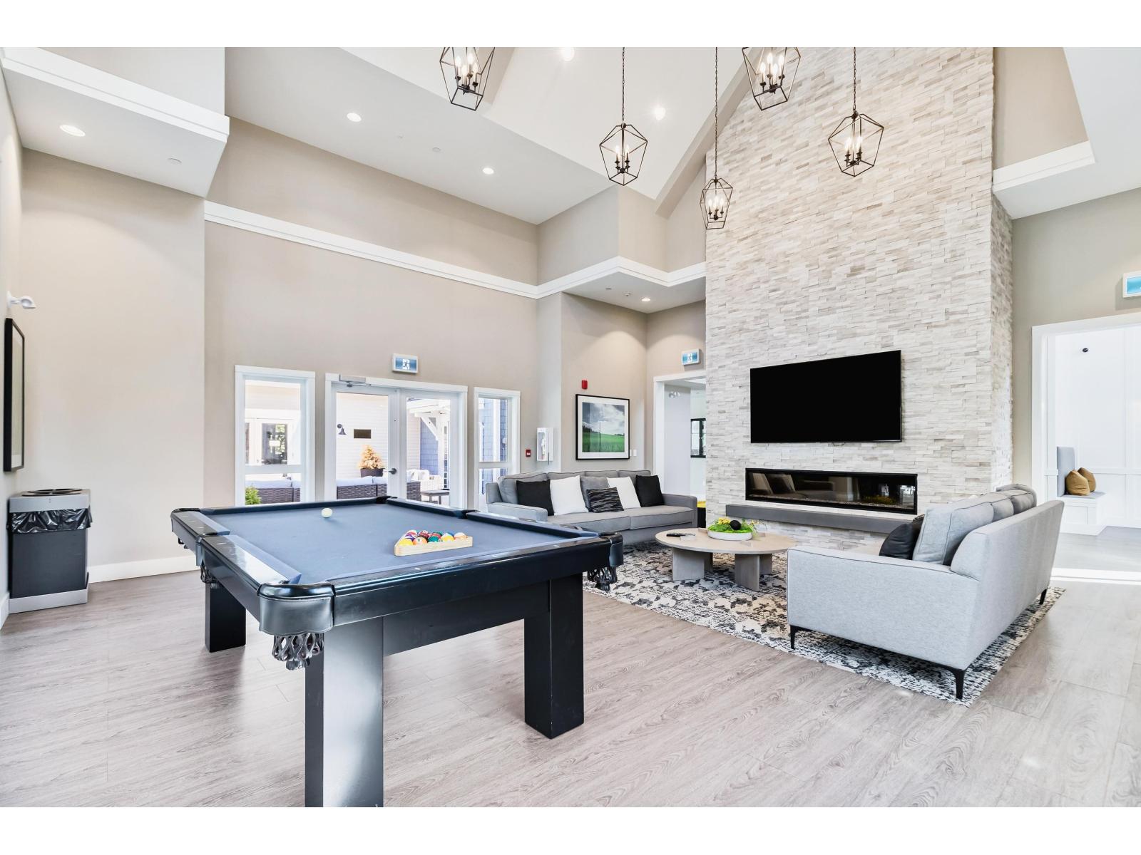 25 8335 NELSON STREET, Mission