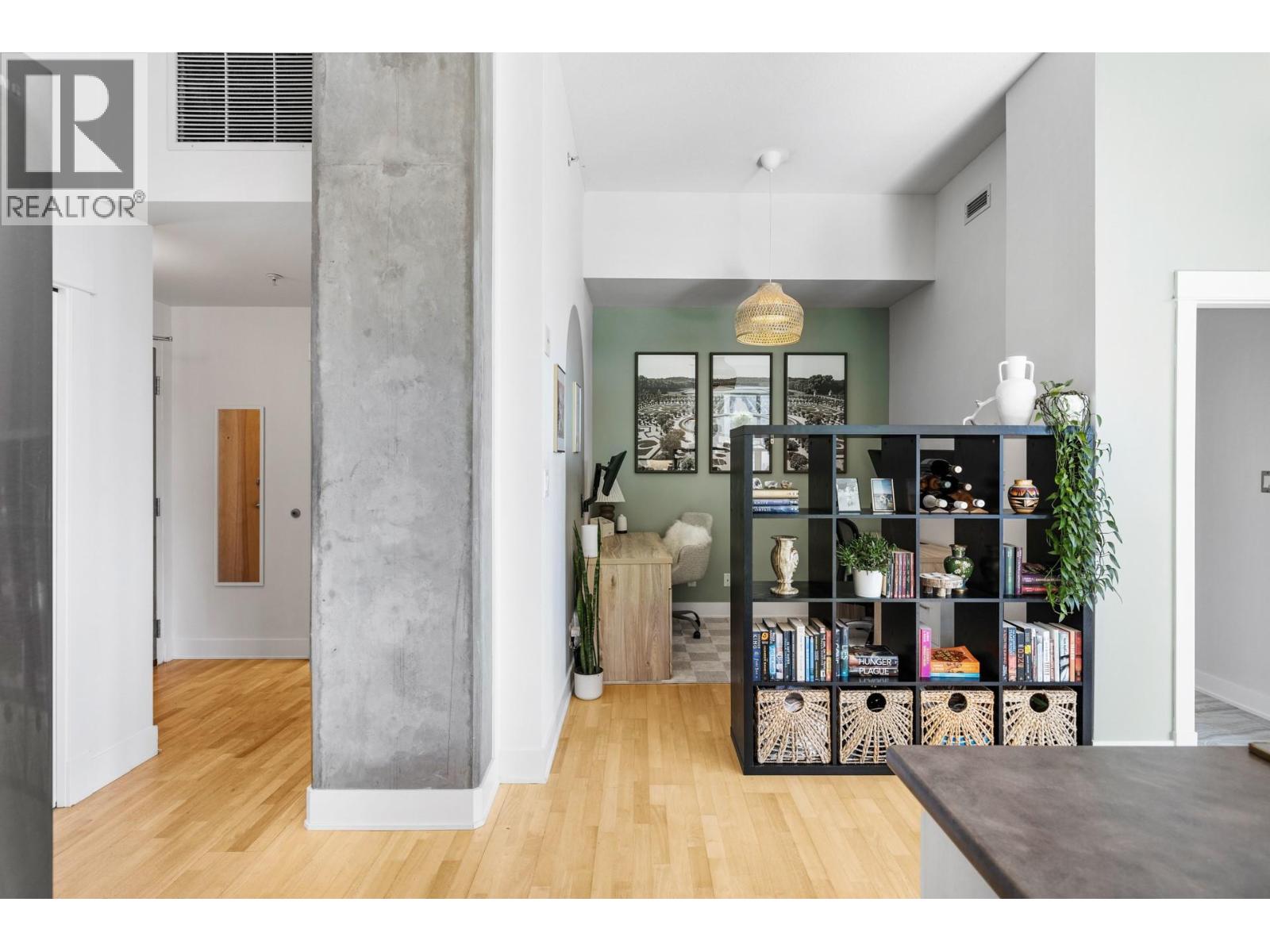 304 1329 Ellis Street, Kelowna