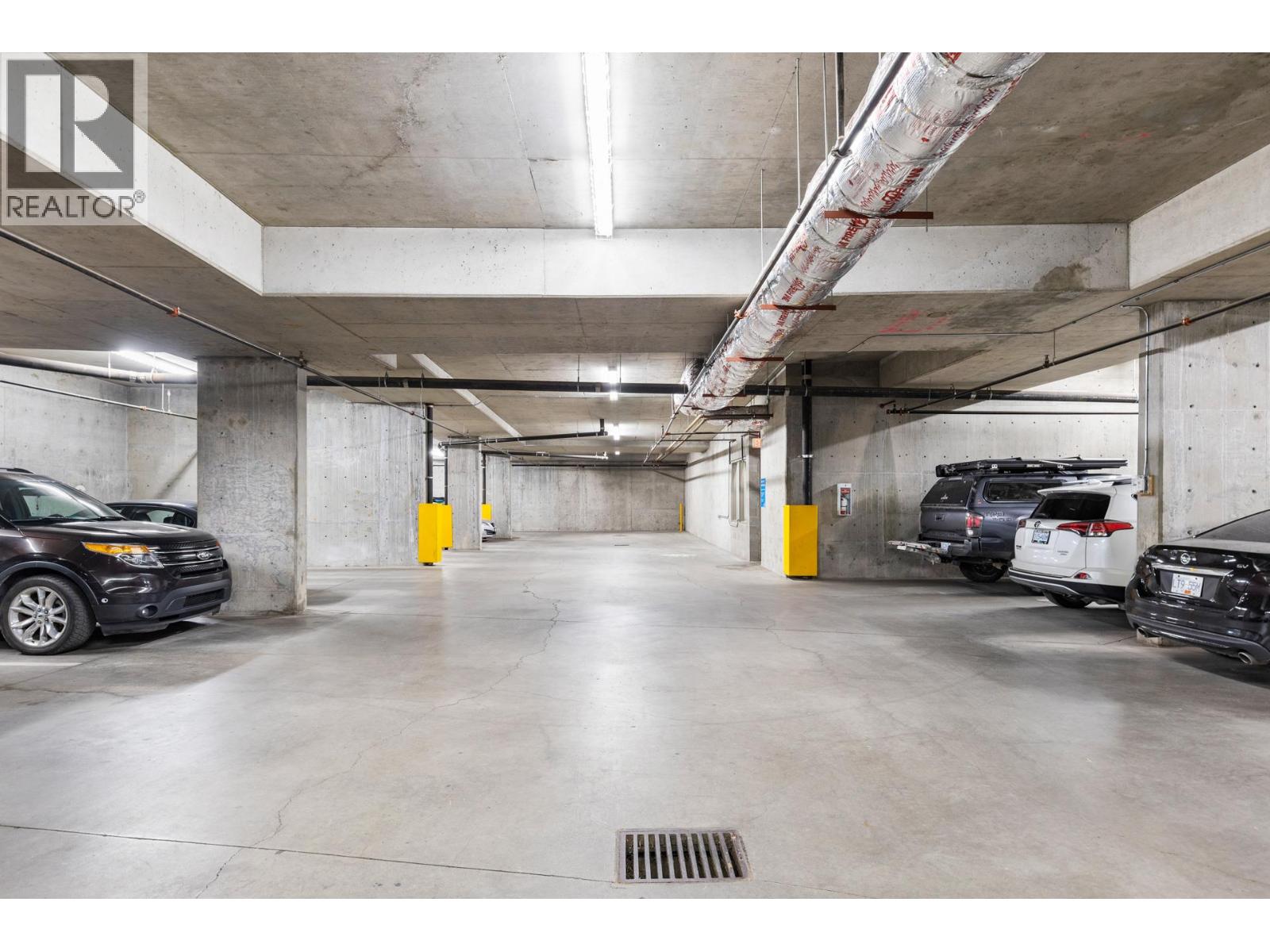 304 1329 Ellis Street, Kelowna