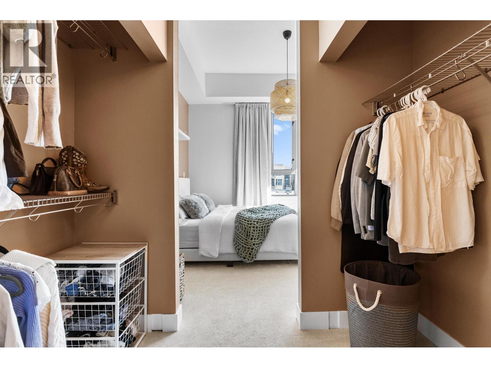 304 1329 Ellis Street, Kelowna