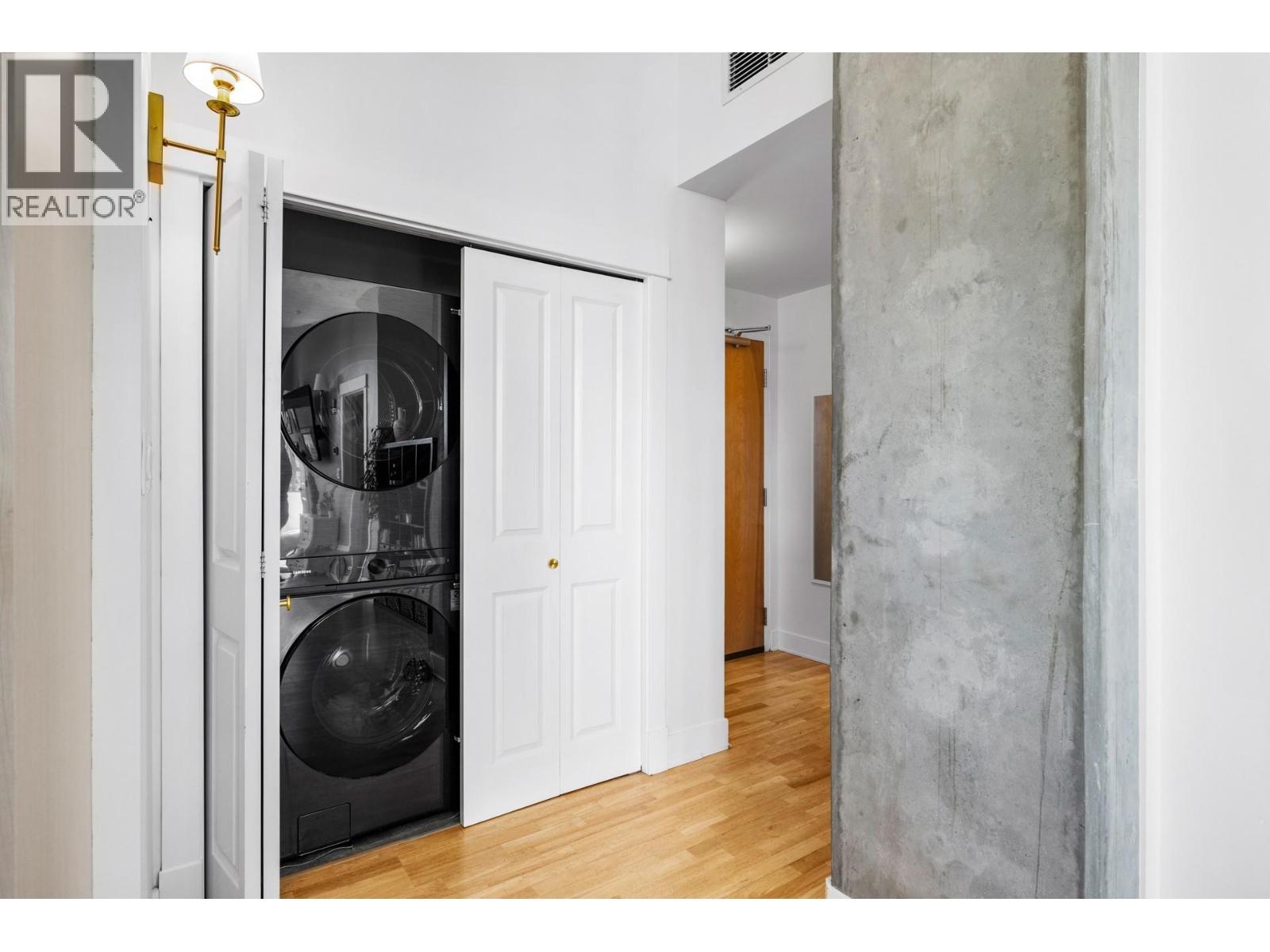 304 1329 Ellis Street, Kelowna