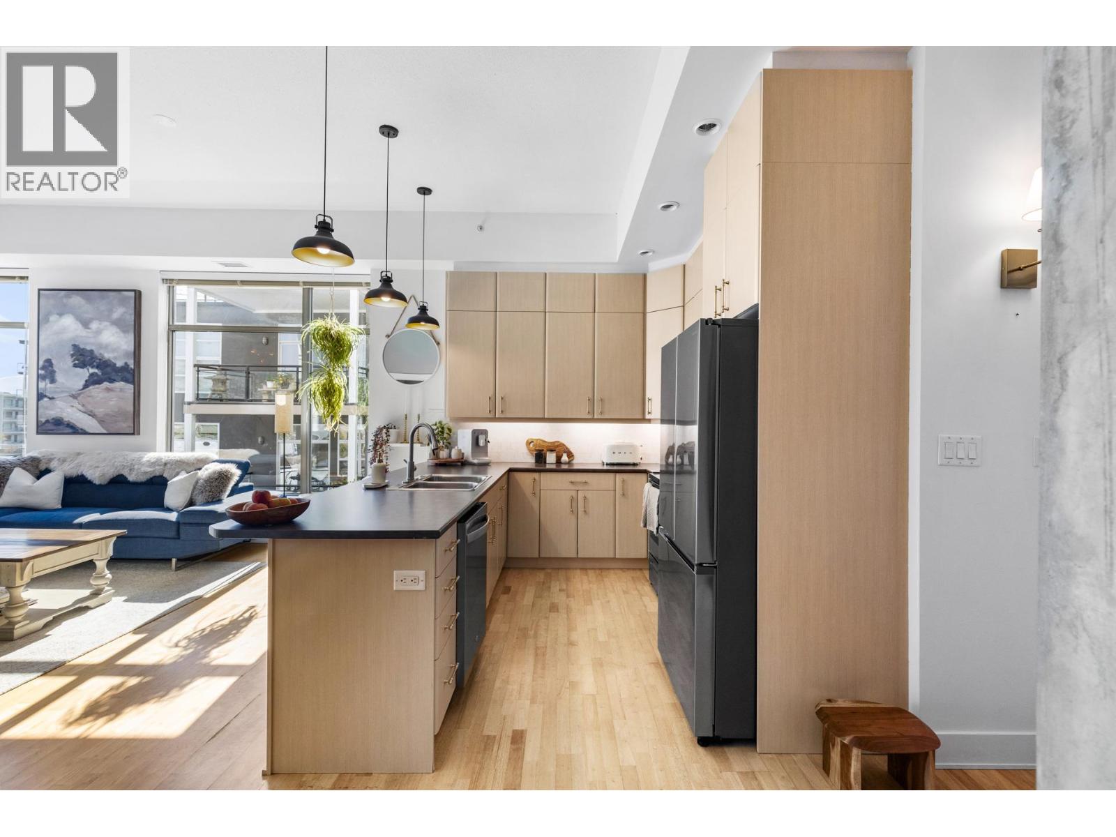 304 1329 Ellis Street, Kelowna