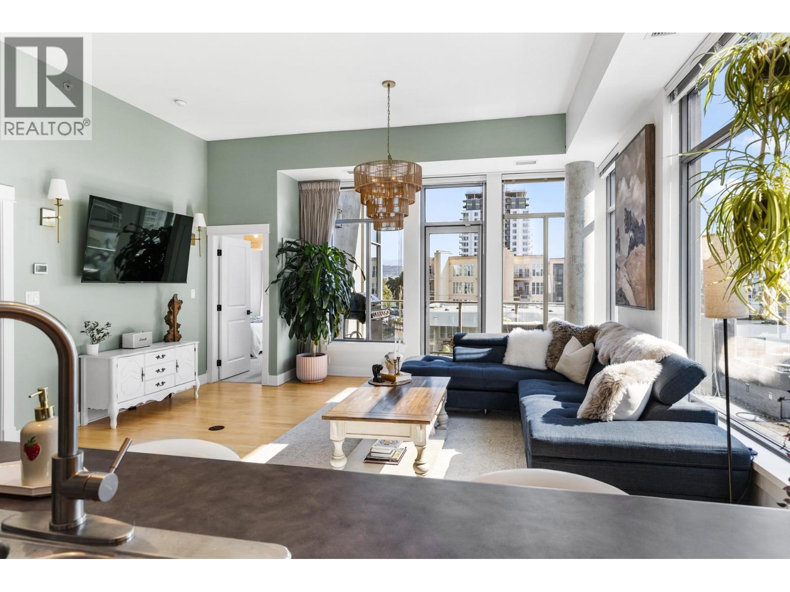 304 1329 Ellis Street, Kelowna