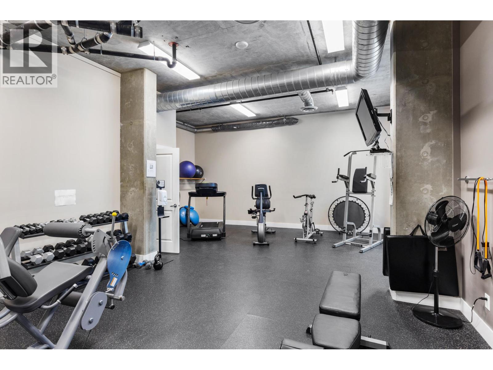 304 1329 Ellis Street, Kelowna