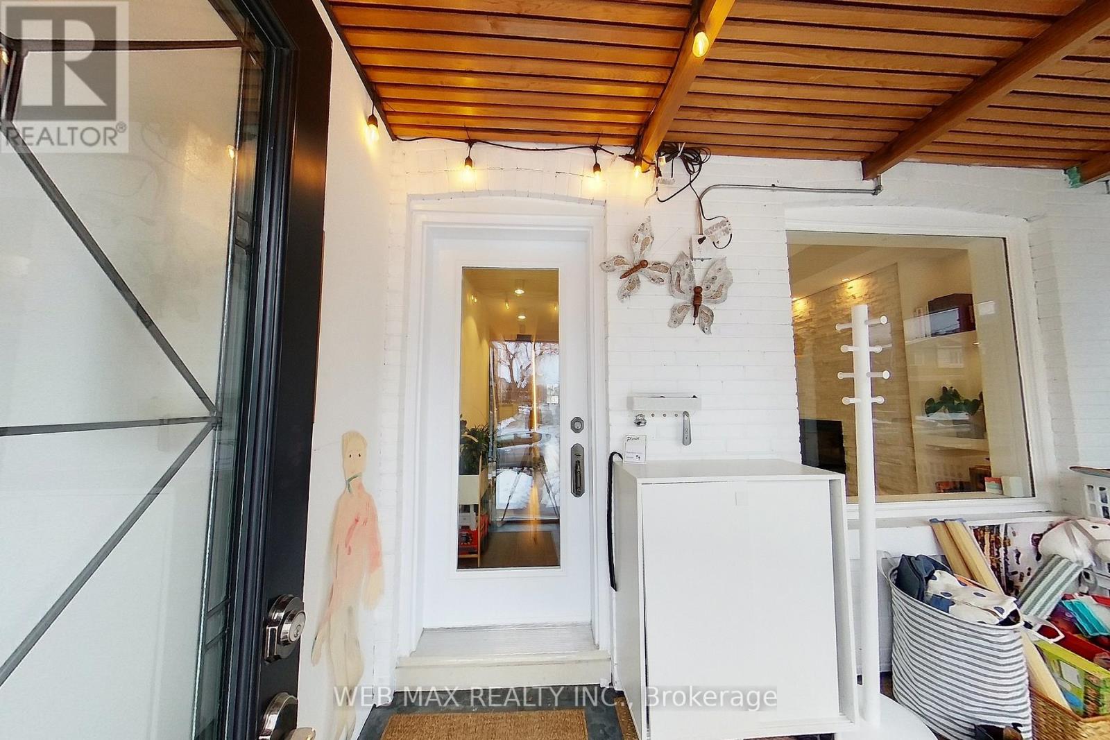 173 MILVERTON BOULEVARD - 23