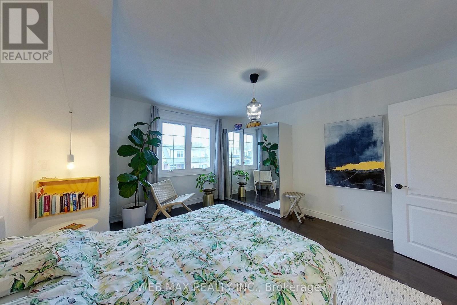 173 MILVERTON BOULEVARD - 42