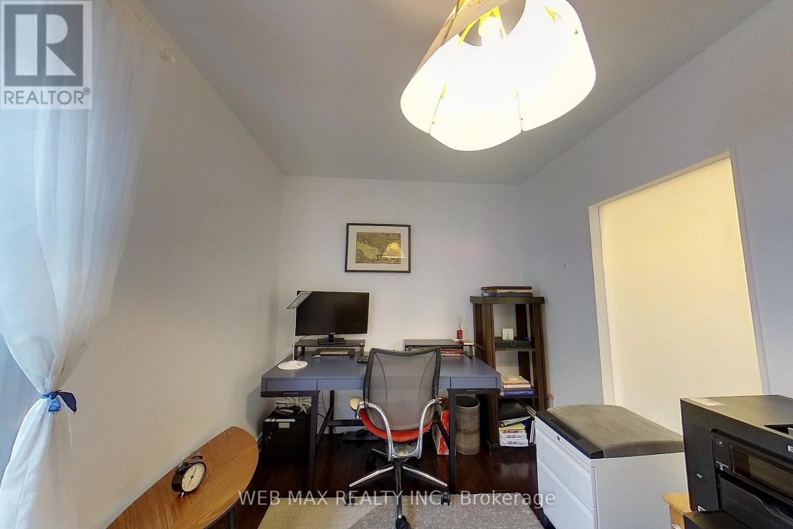 173 MILVERTON BOULEVARD - 46
