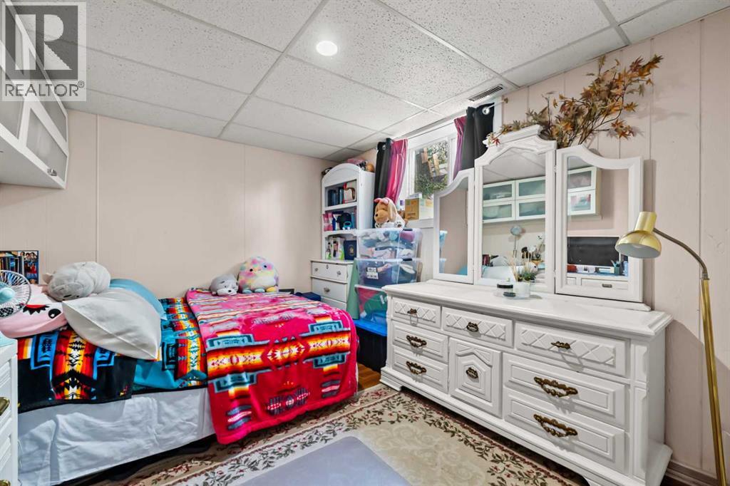 Single Family House Bungalow for Sale in   Street SW Glendale Calgary 