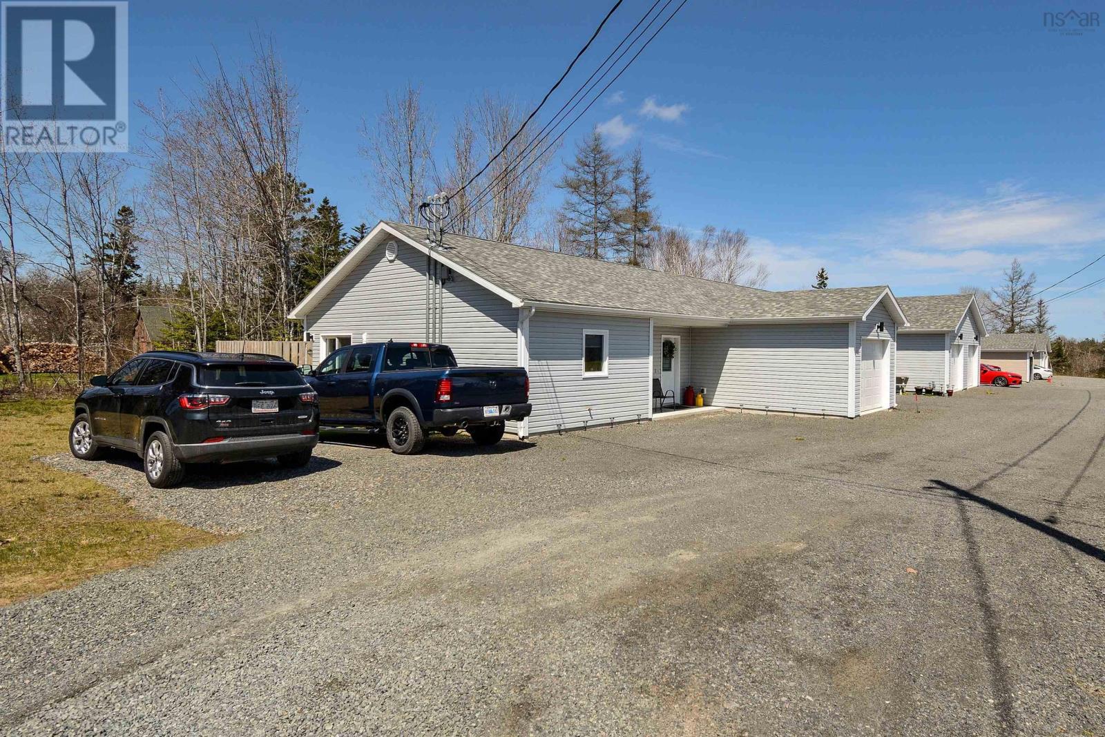 Property 11 of 43 of 1-6 Daisy Lane    Baddeck