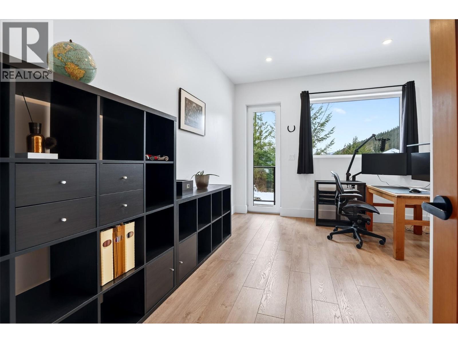 6804 Grandview Drive, Nelson