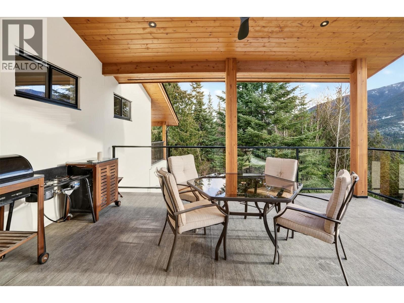 6804 Grandview Drive, Nelson