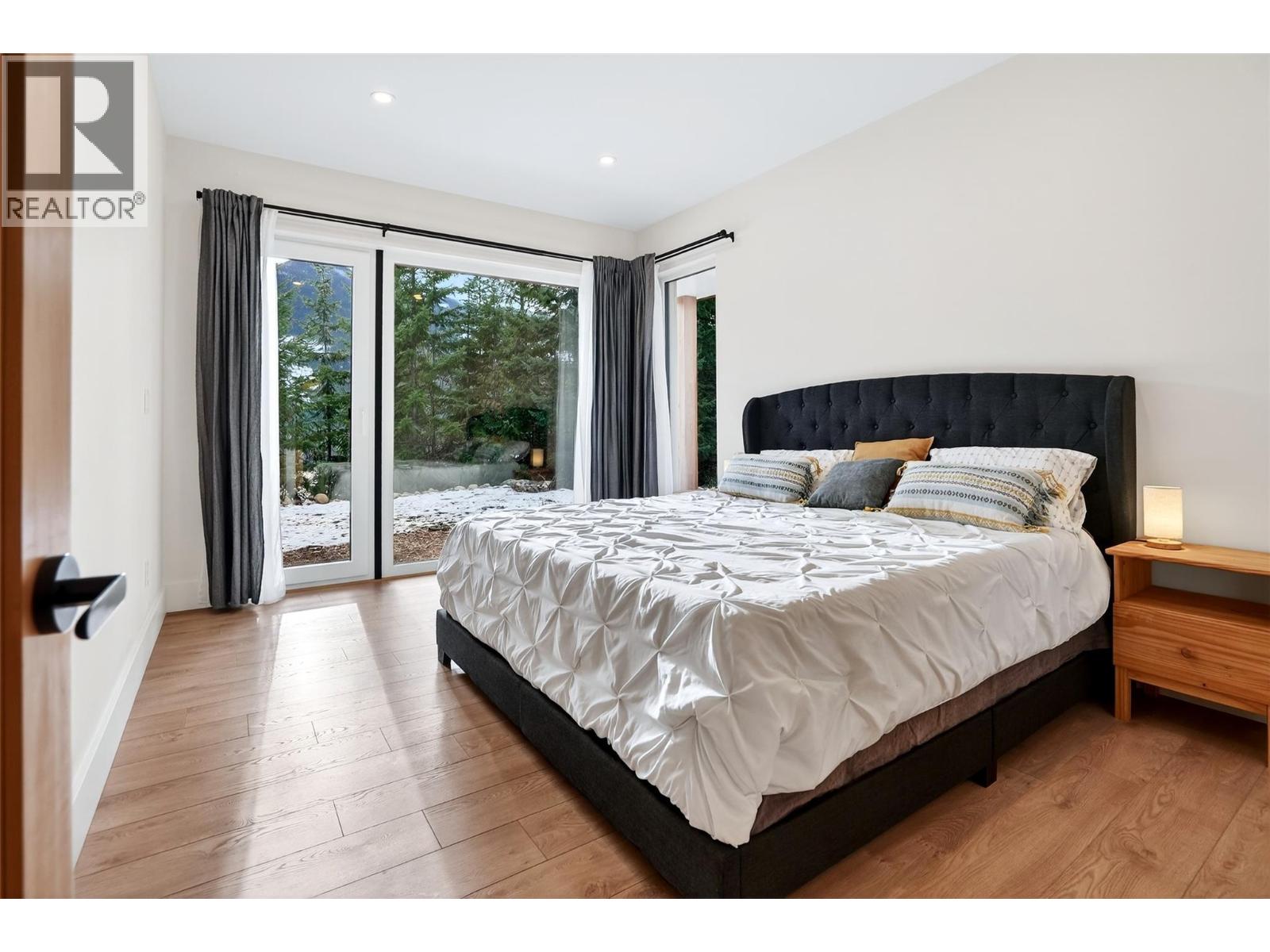 6804 Grandview Drive, Nelson