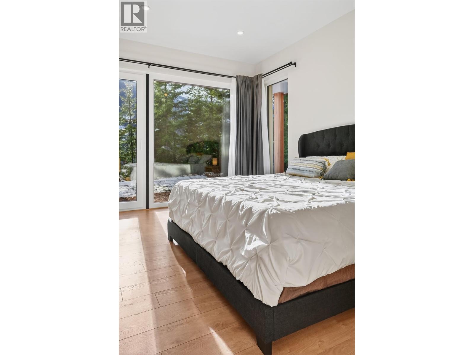 6804 Grandview Drive, Nelson