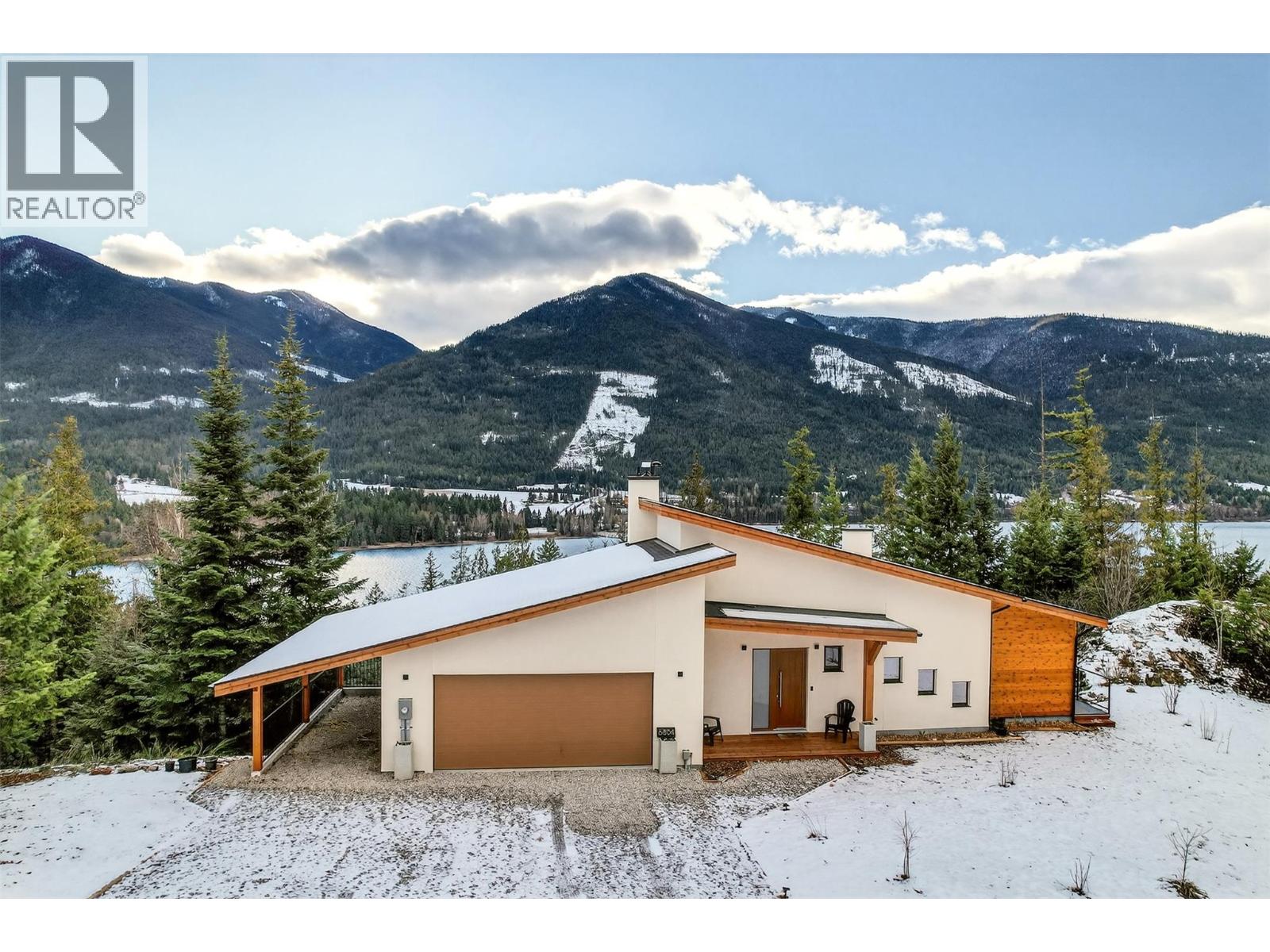 6804 Grandview Drive, Nelson