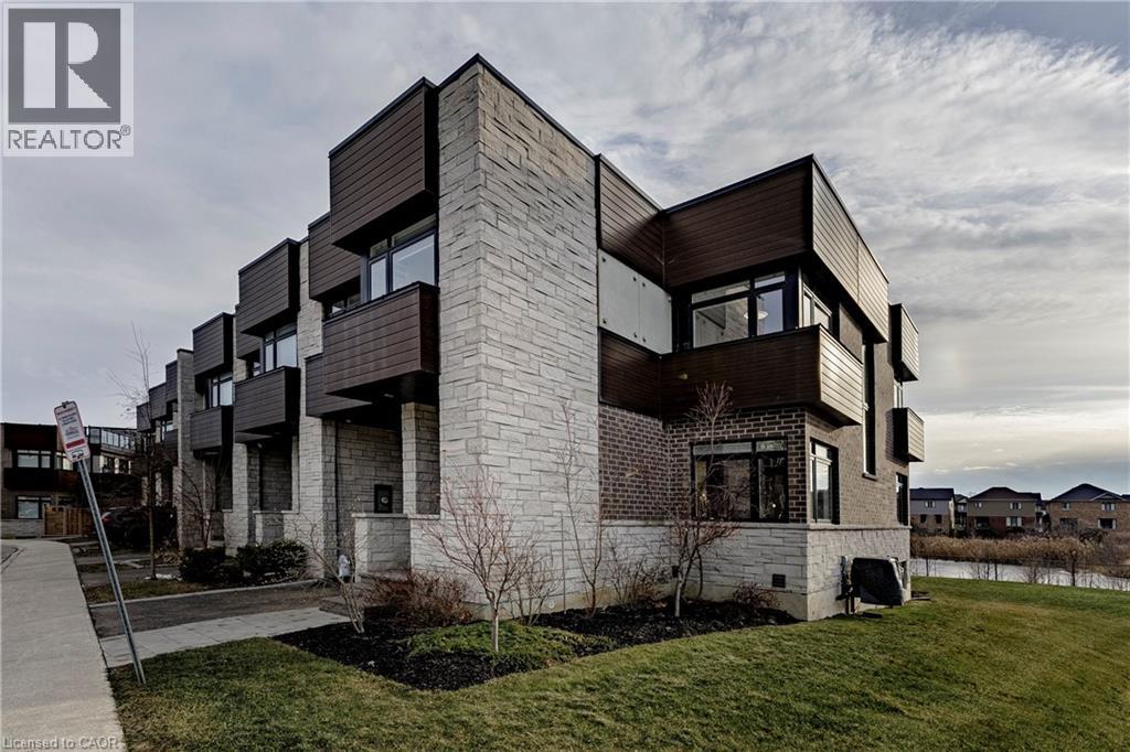 35 MIDHURST Heights Unit# 1 - Photo 3 of 50, Hamilton, Ontario