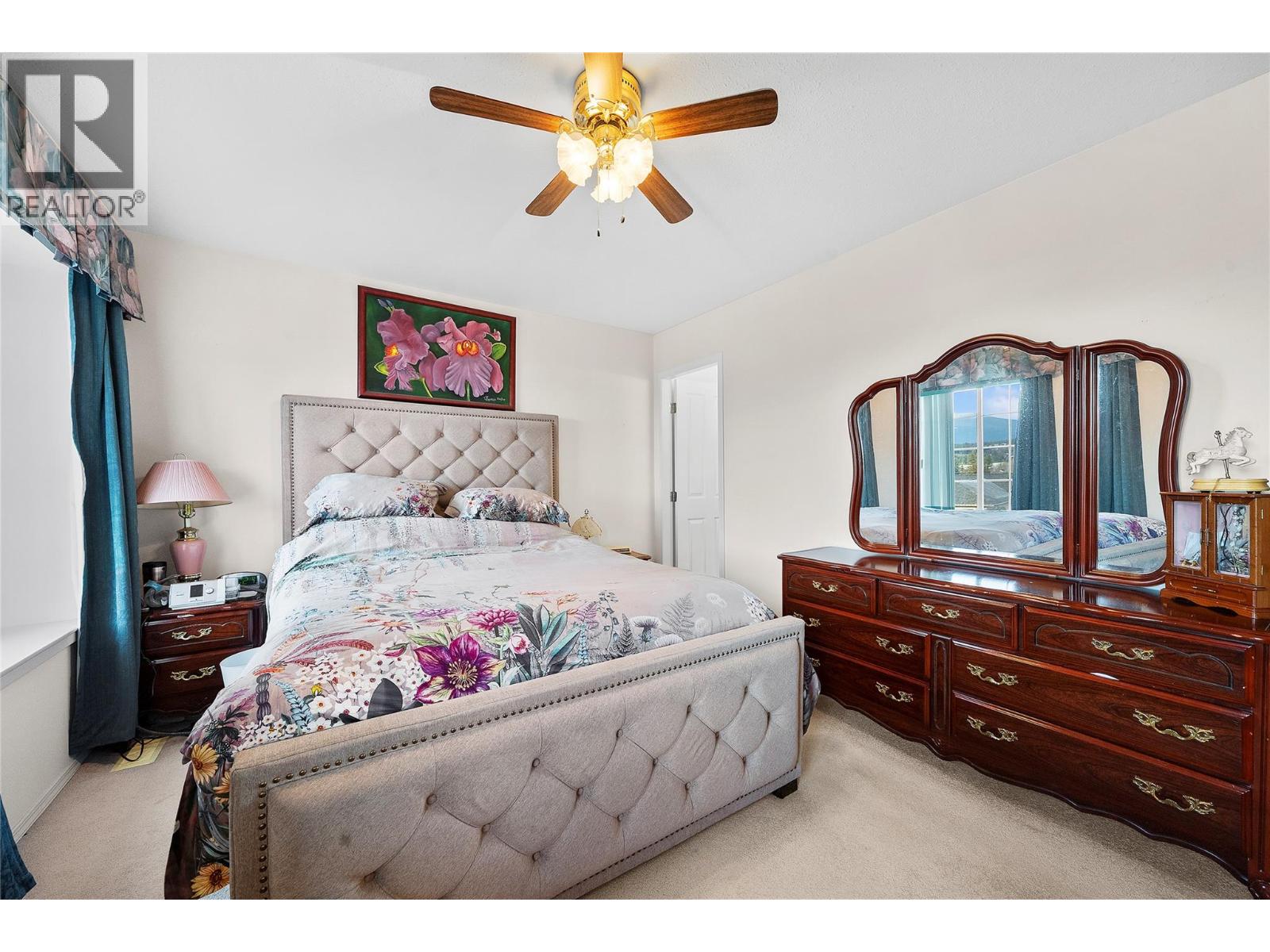 2070 3 Avenue SE, Salmon Arm