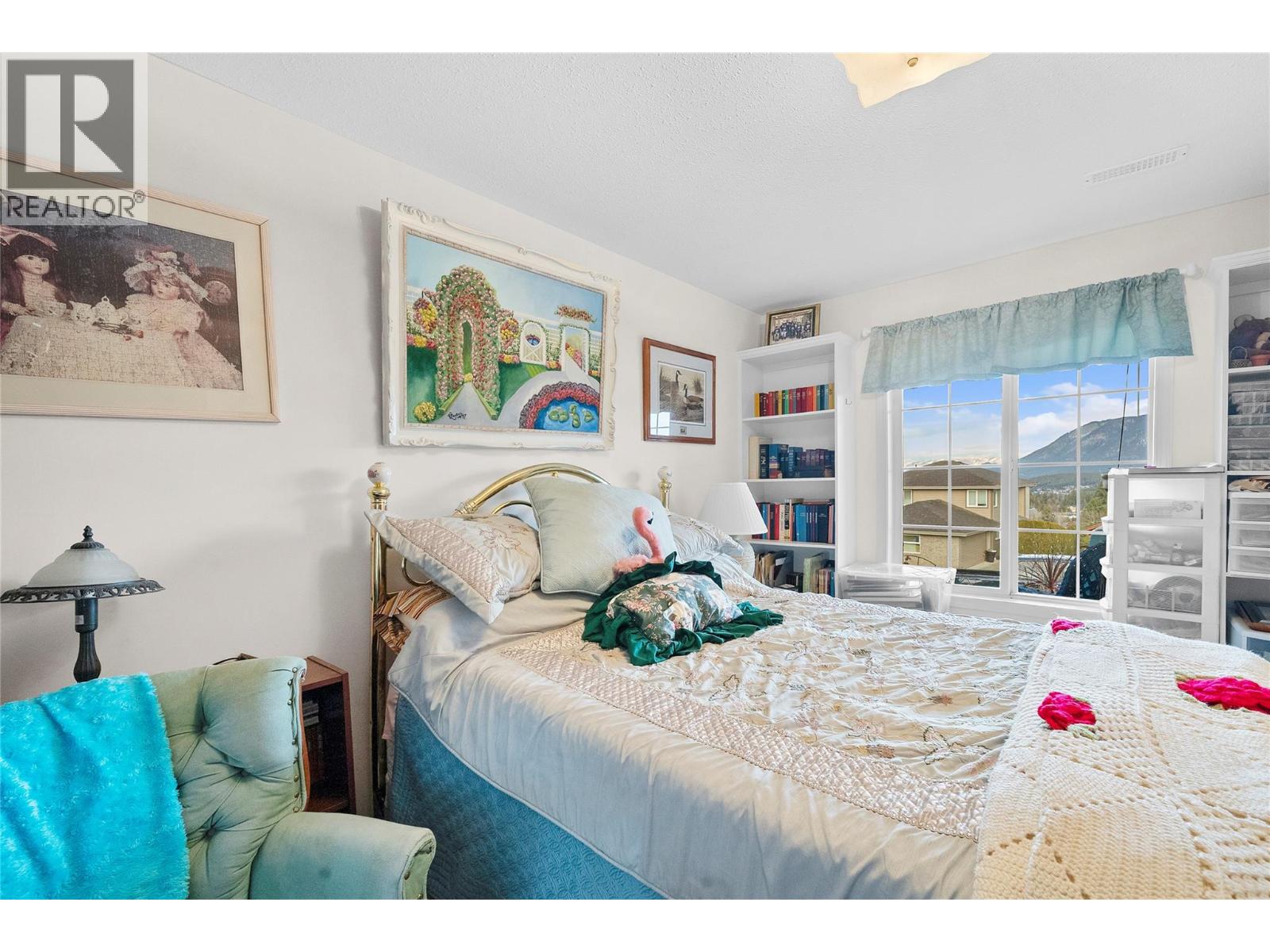 2070 3 Avenue SE, Salmon Arm