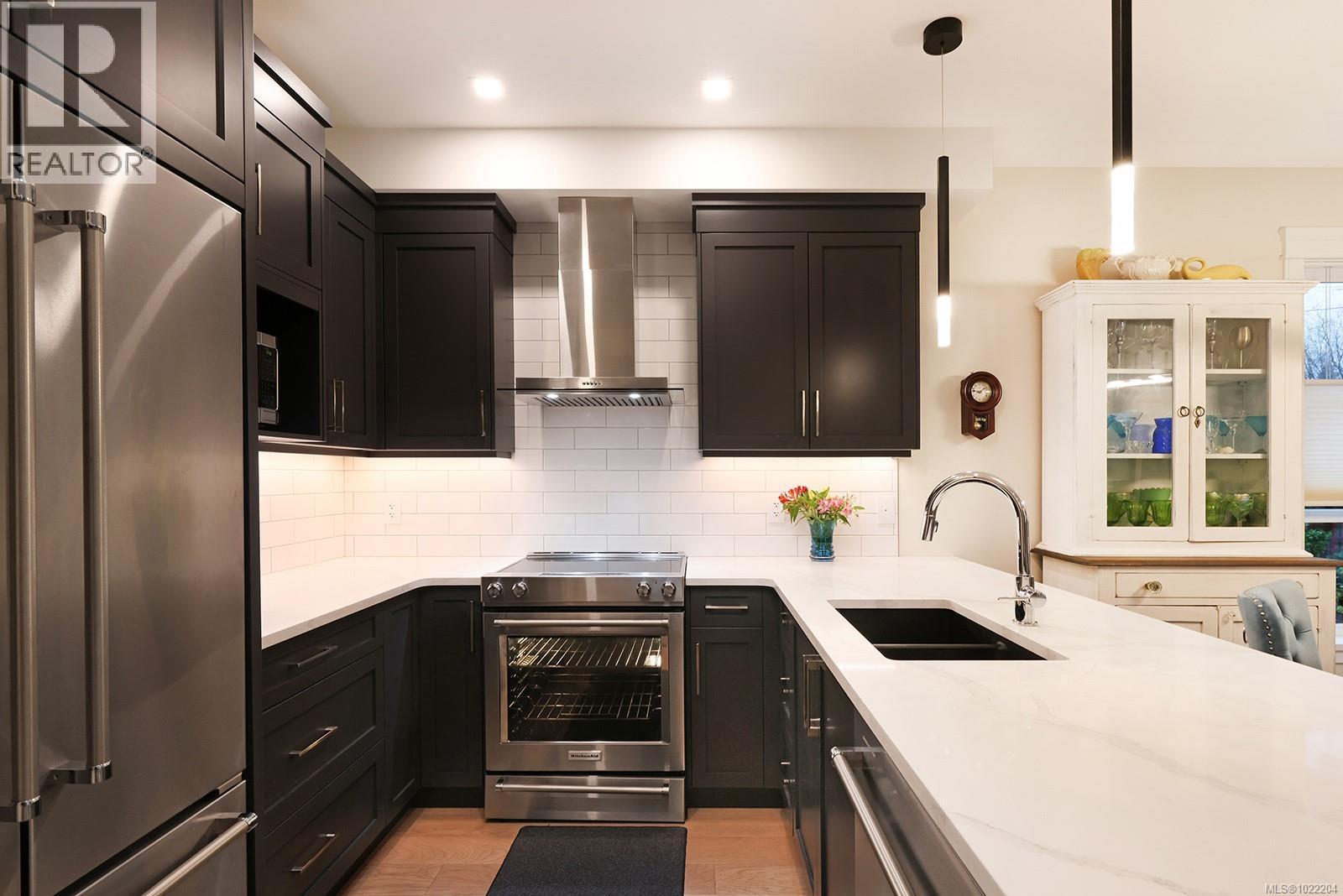 1 468 Anderton Rd, Comox