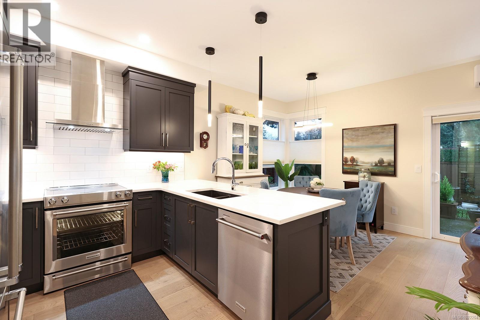 1 468 Anderton Rd, Comox