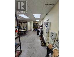 210 Humber Avenue thumbnail 25