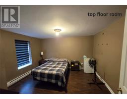 210 Humber Avenue thumbnail 39