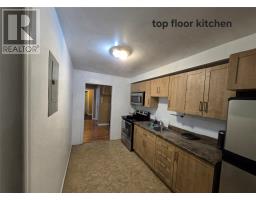 210 Humber Avenue thumbnail 42