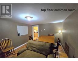 210 Humber Avenue thumbnail 41