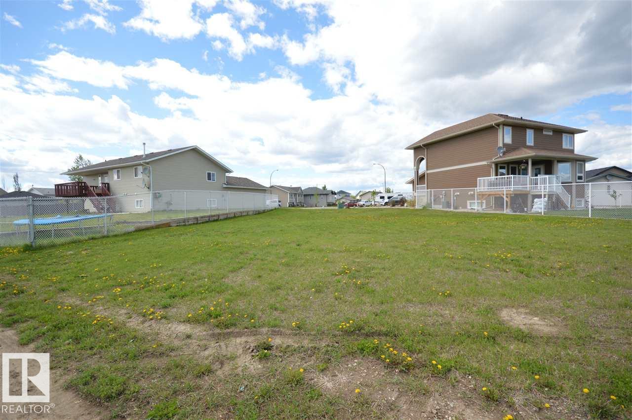 4403 38A ST - Photo 5 of 6, Bonnyville Town, Alberta