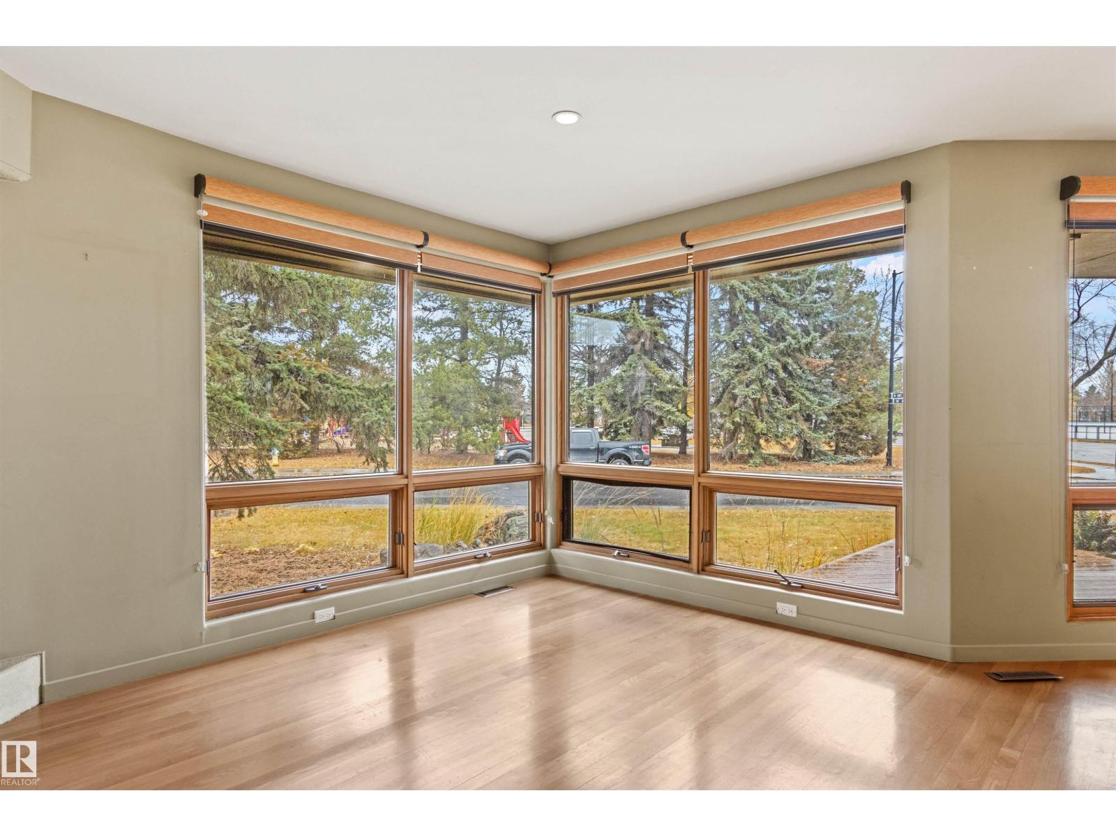 14403 83 AV NW, Edmonton