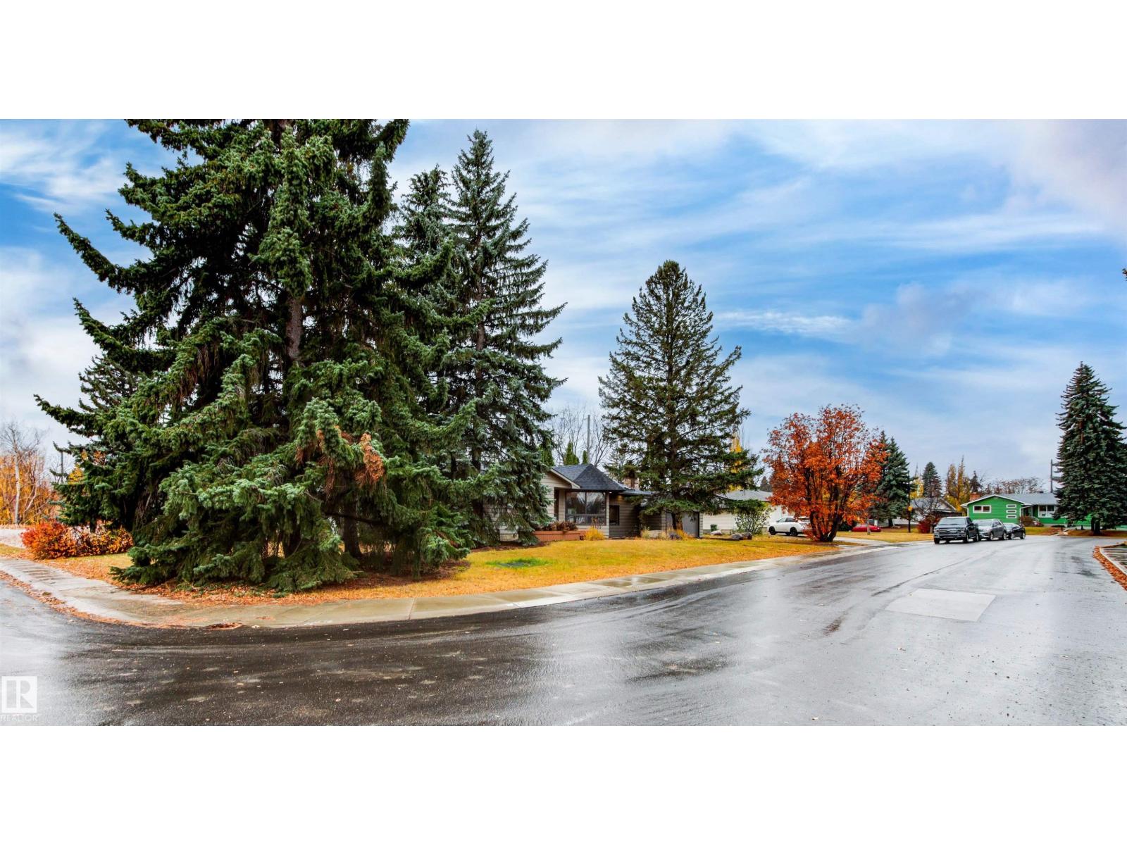 14403 83 AV NW, Edmonton