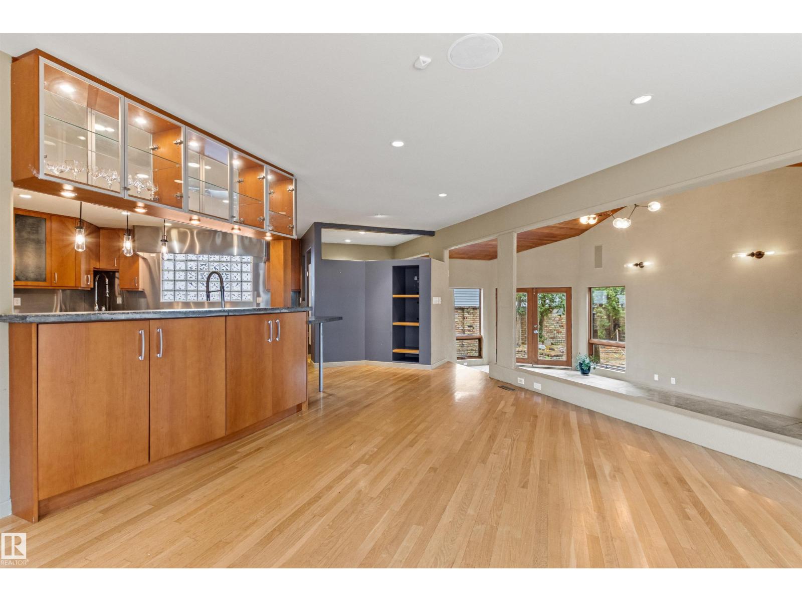 14403 83 AV NW, Edmonton