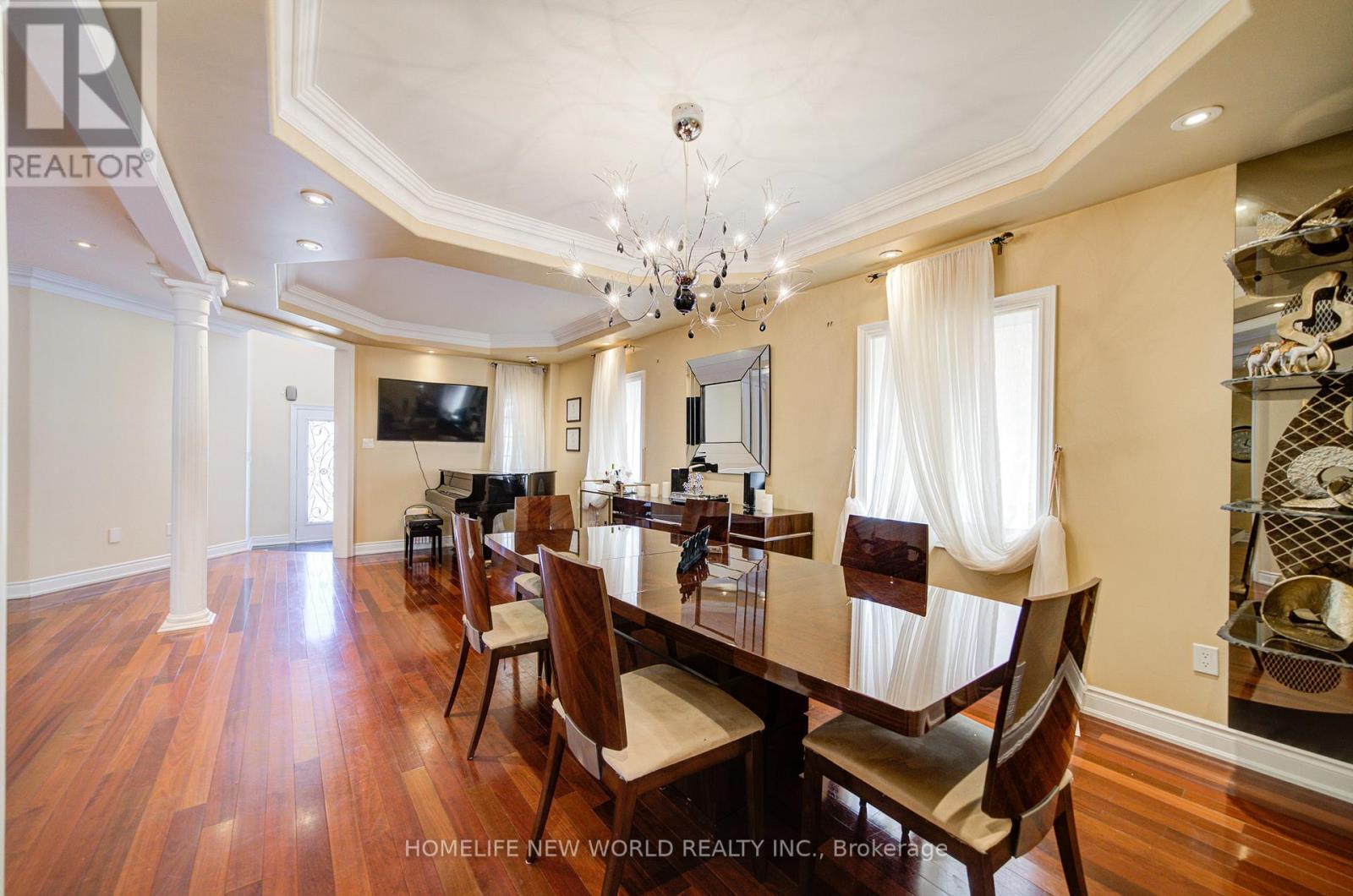 Single Family House for Sale in  NER ISRAEL DRIVE Vaughan (Patterson) 