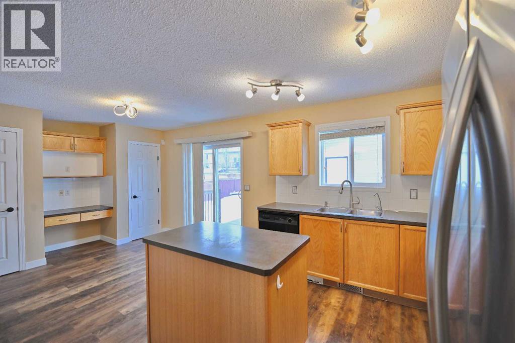 Single Family House for Sale in  Covepark Close NE Coventry Hills Calgary 