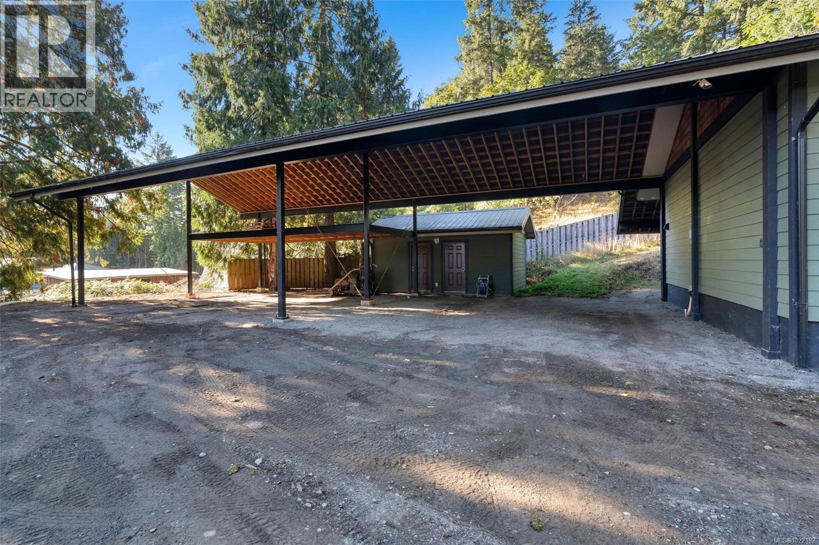 7518 Rosevear Rd, Duncan