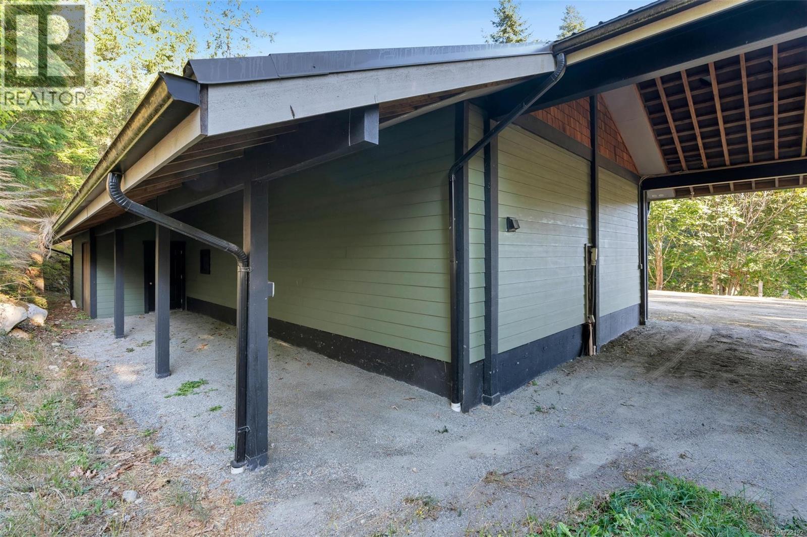 7518 Rosevear Rd, Duncan