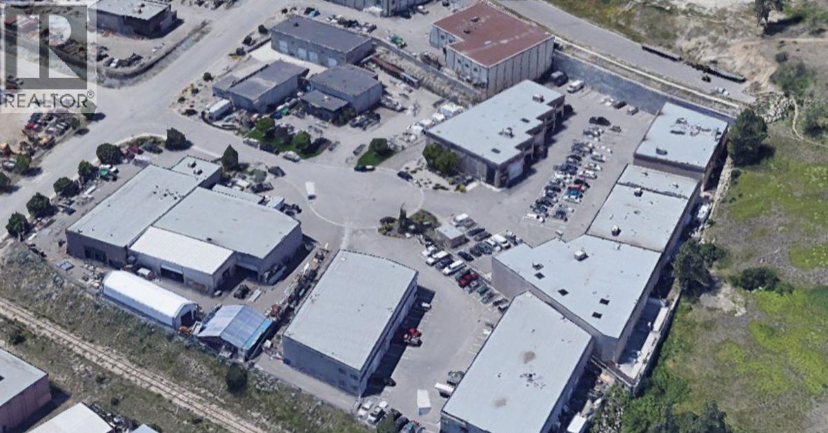 102 460 Naeve Court, Kelowna