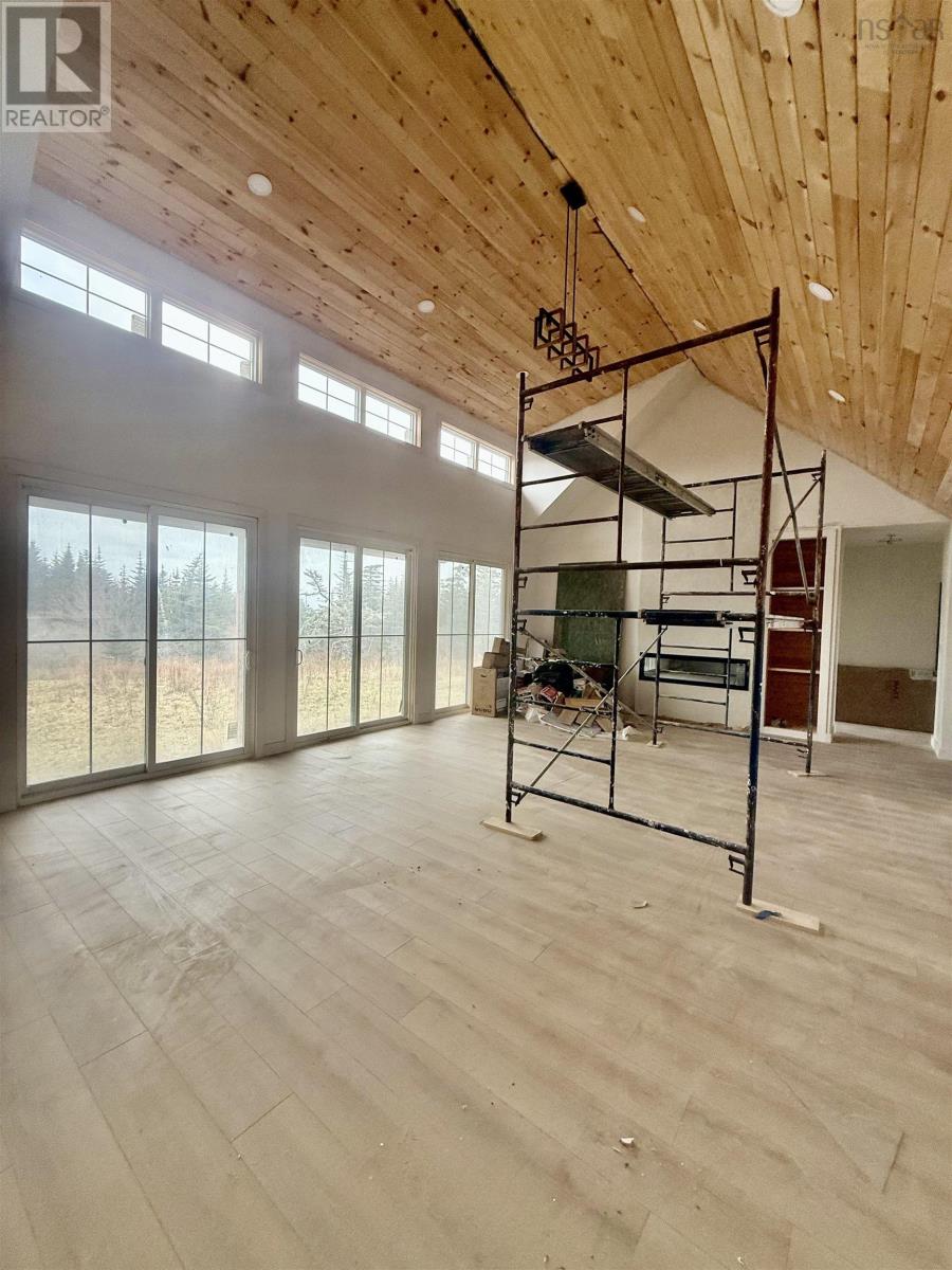 Property 24 of 36 of 8433 Highway 3