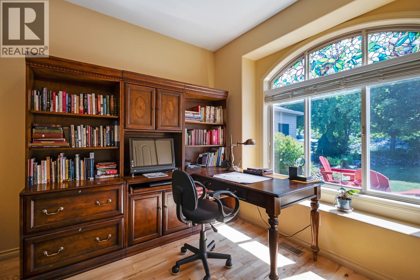  610 Arrowleaf Lane, Kelowna