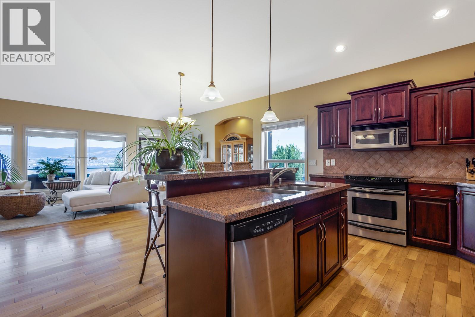  610 Arrowleaf Lane, Kelowna