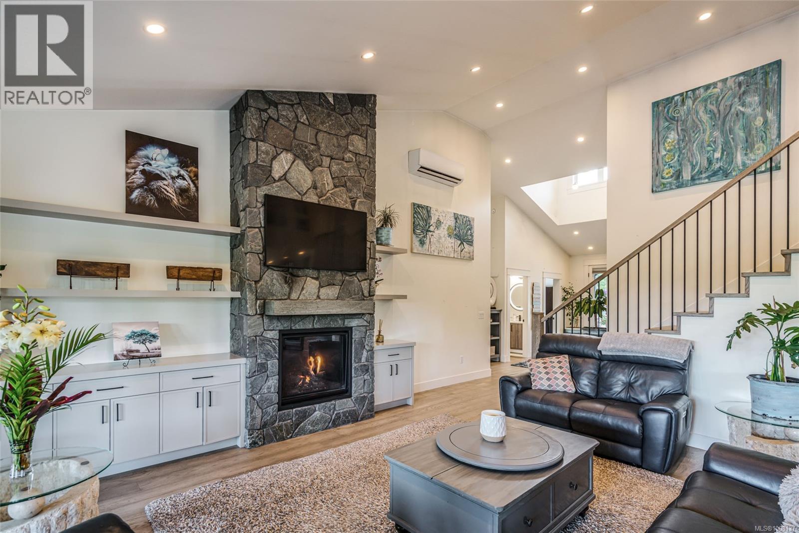 1248 Station Rd, Coombs