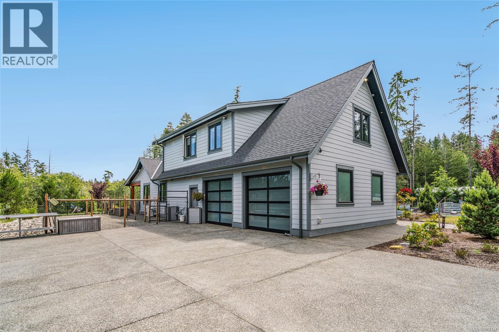 1248 Station Rd, Coombs