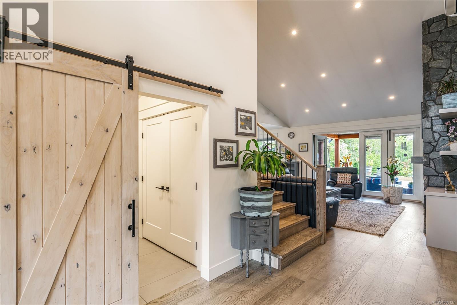 1248 Station Rd, Coombs