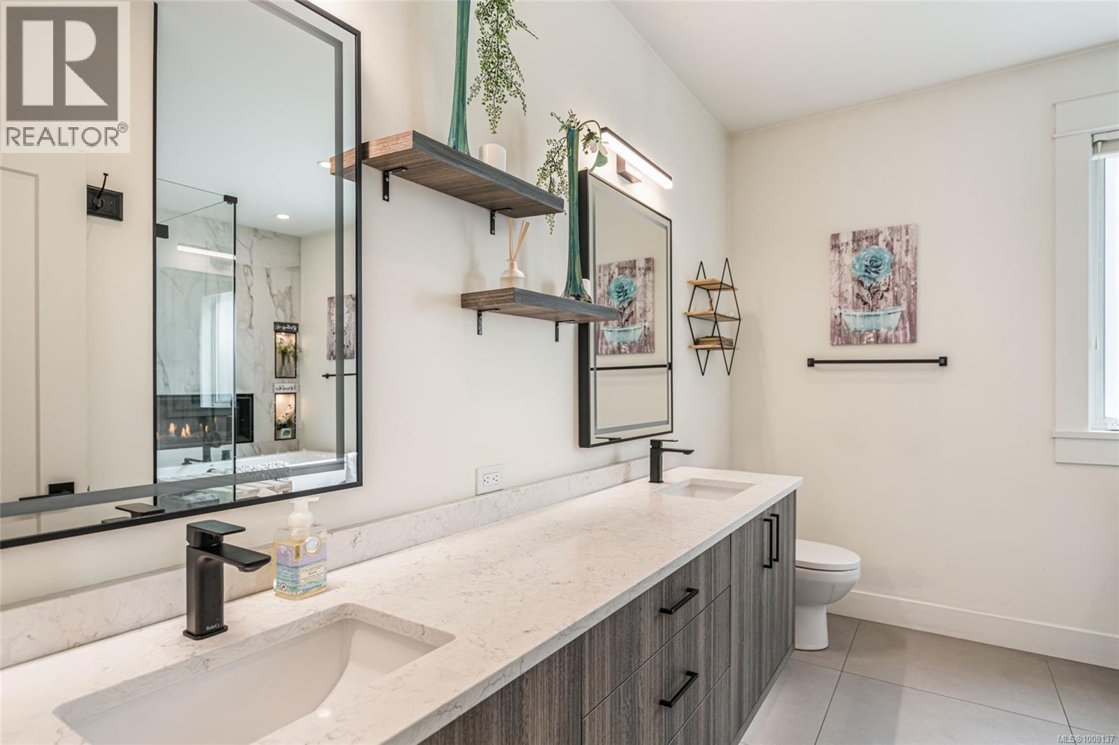 1248 Station Rd, Coombs