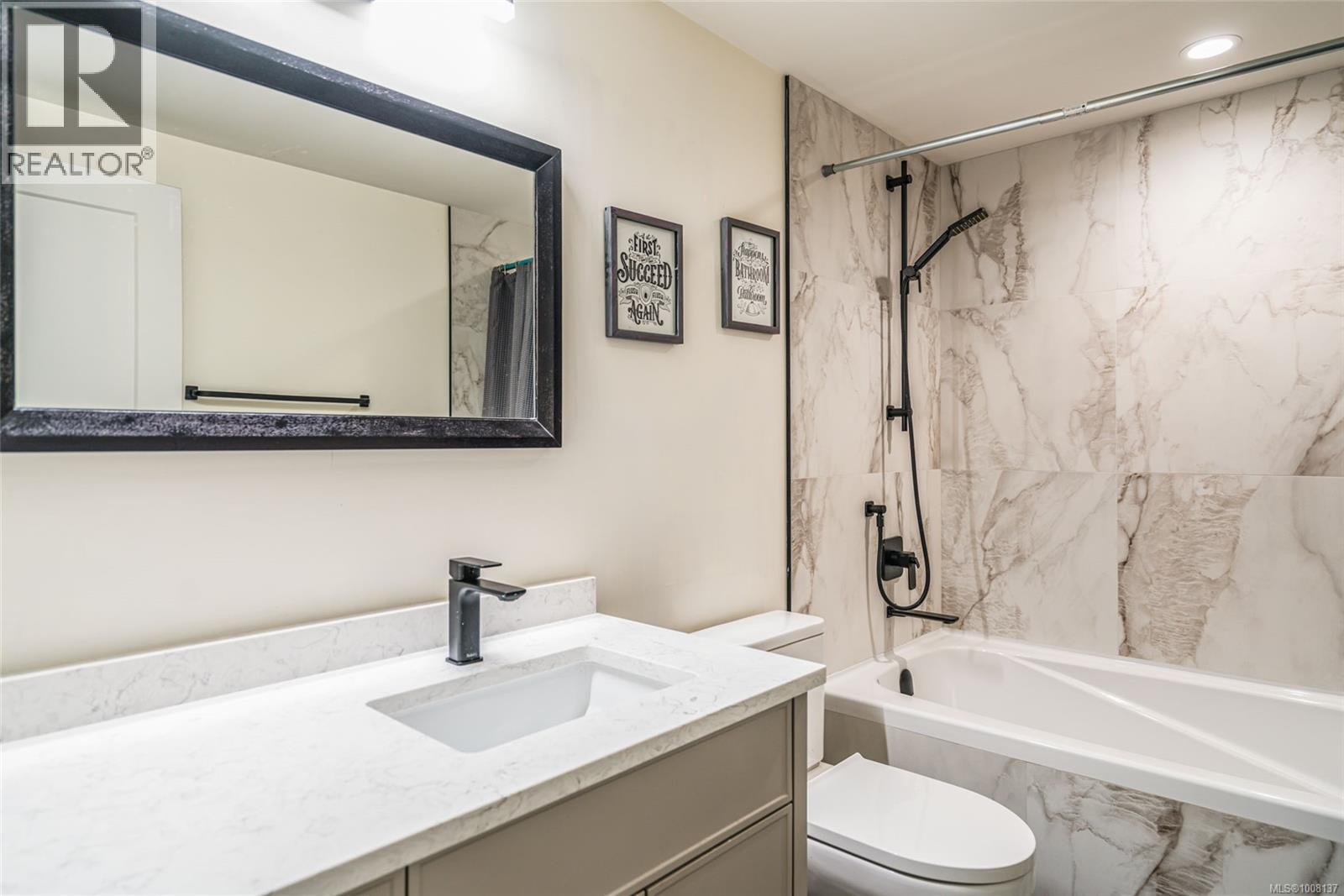 1248 Station Rd, Coombs