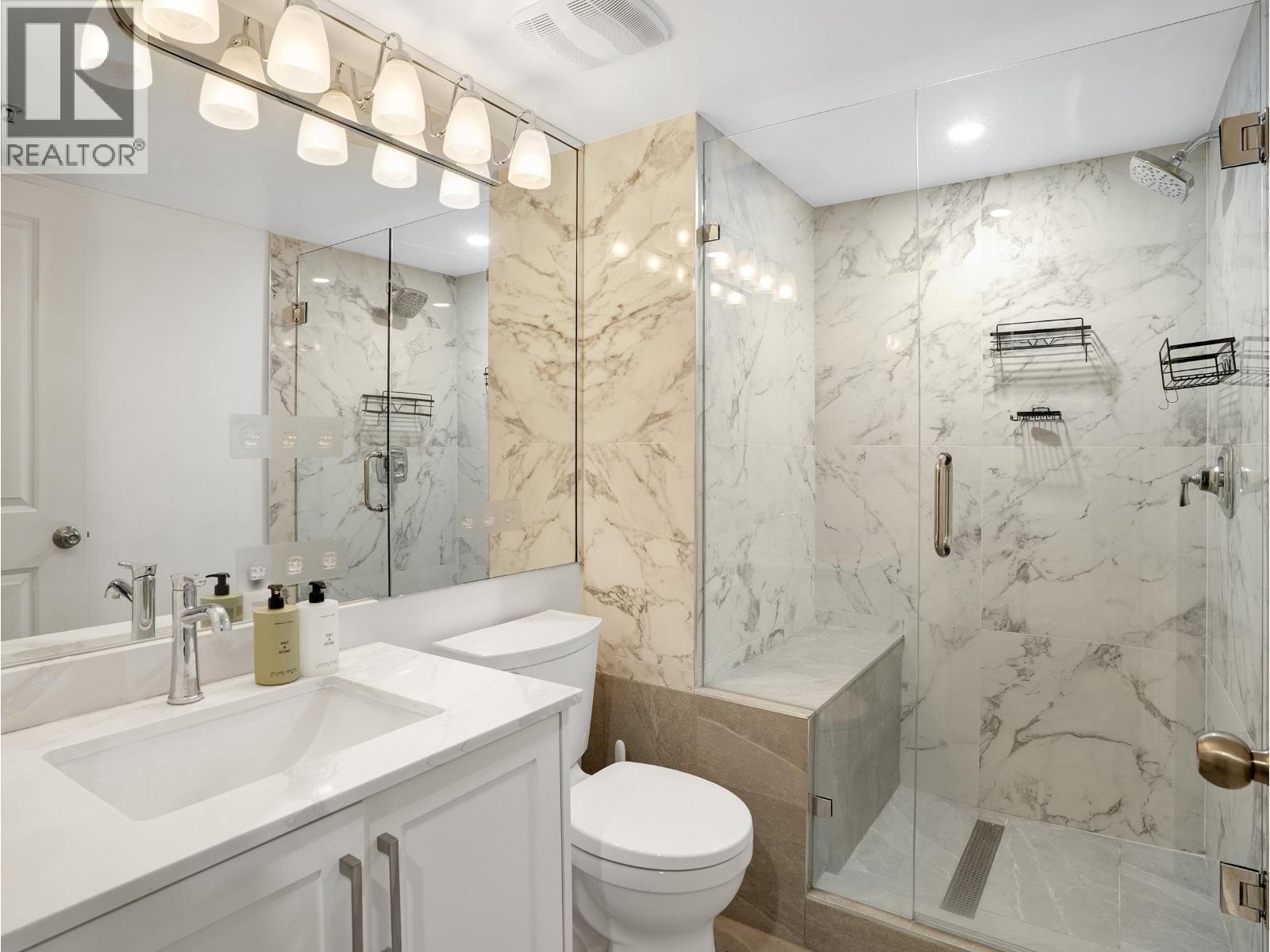 313 214 ELEVENTH STREET, New Westminster