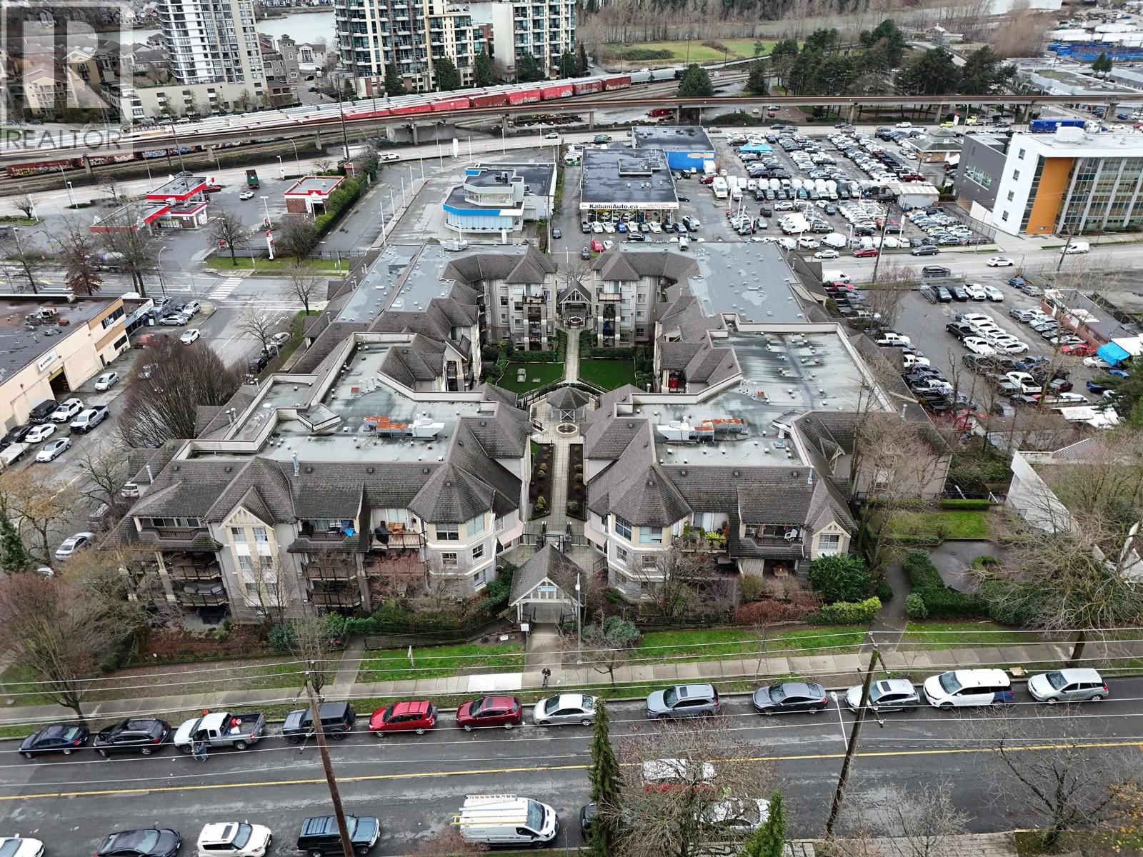 313 214 ELEVENTH STREET, New Westminster