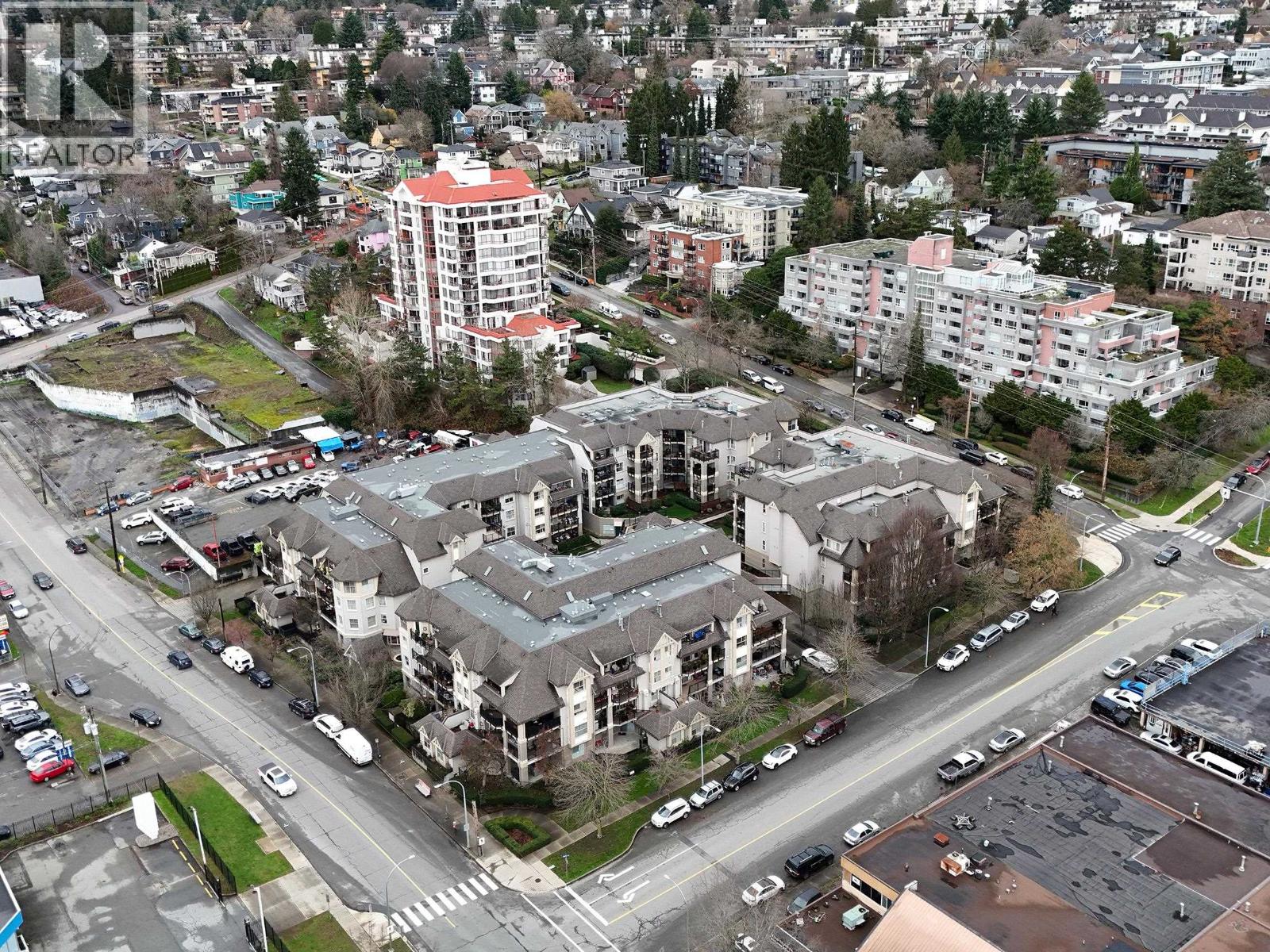 313 214 ELEVENTH STREET, New Westminster