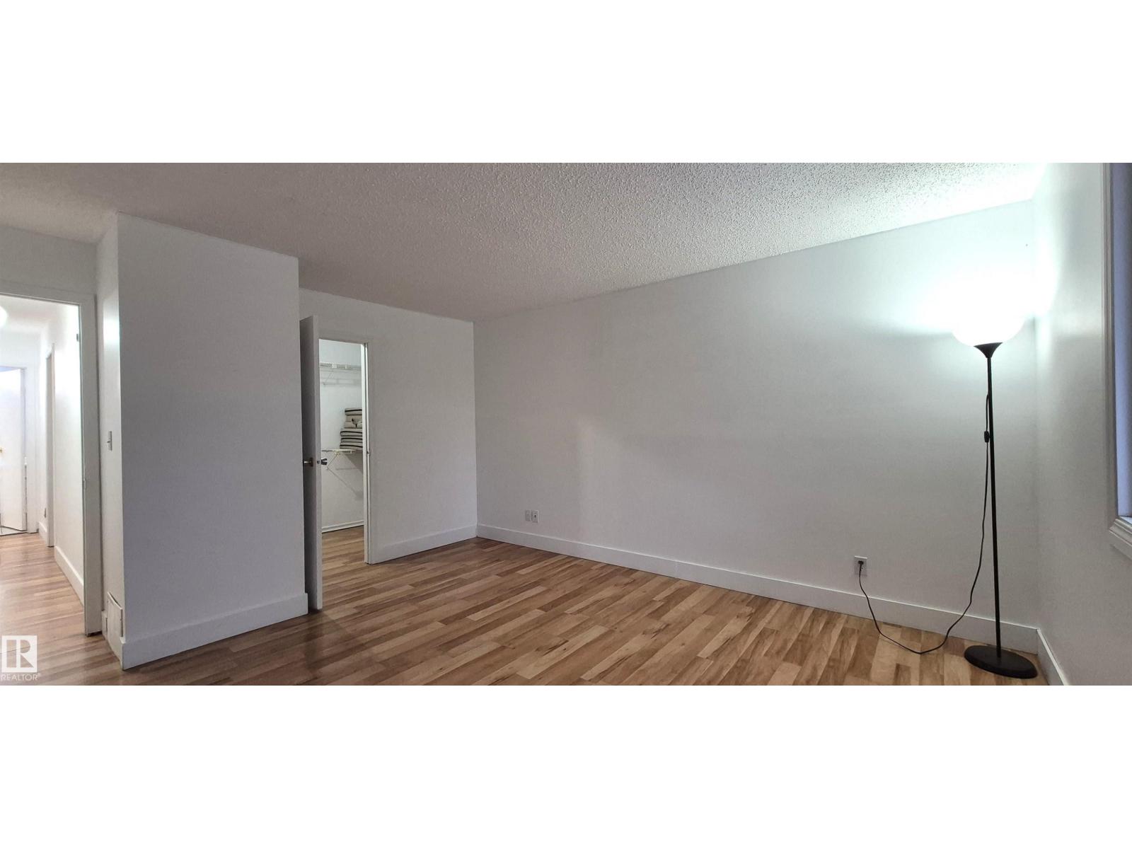 3619 30 AV NW, Edmonton